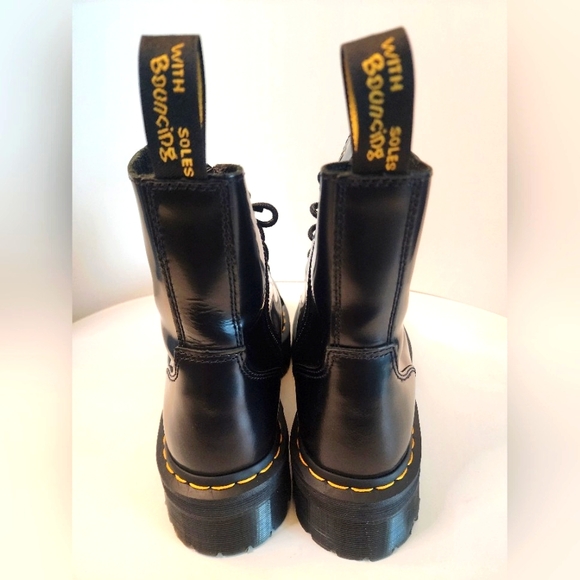 Dr. Martens Black Leather Boots for Men - Picture 7 of 16